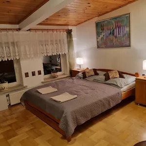 Apartament Stylowe Poddasze, Warszawa